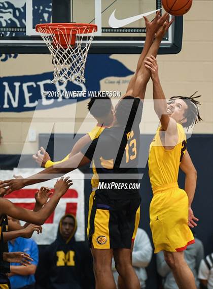 Thumbnail 2 in Monteverde Academy vs. Oak Hill Academy (ARS/Rescue Rooter National Hoopfest) photogallery.