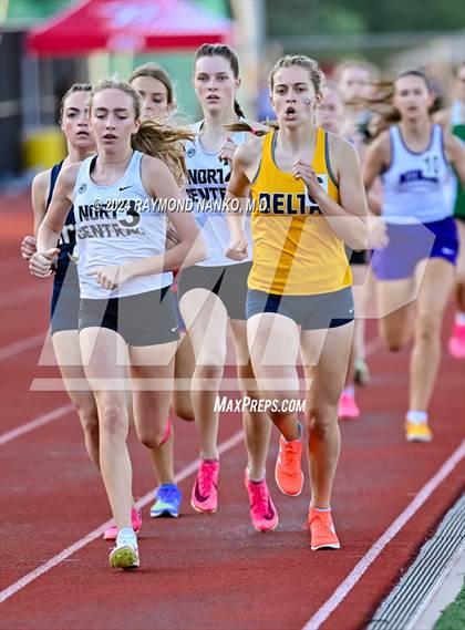Thumbnail 1 in IHSAA Pike Regional (800 Meter)  photogallery.