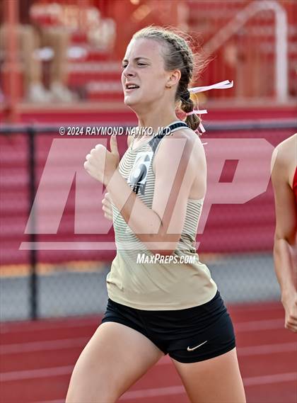 Thumbnail 2 in IHSAA Pike Regional (800 Meter)  photogallery.