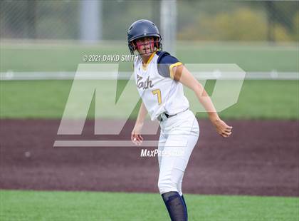 Thumbnail 2 in Liberty North vs Oak Park - MSHSAA Dist. Playoffs photogallery.