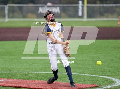 Thumbnail 3 in Liberty North vs Oak Park - MSHSAA Dist. Playoffs photogallery.