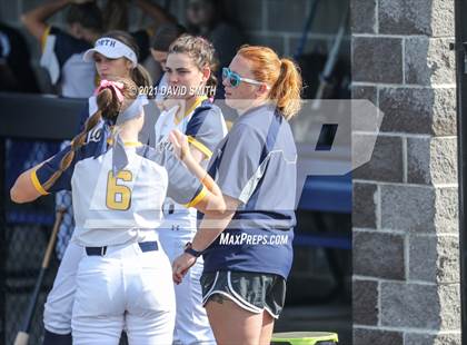 Thumbnail 3 in Liberty North vs Oak Park - MSHSAA Dist. Playoffs photogallery.