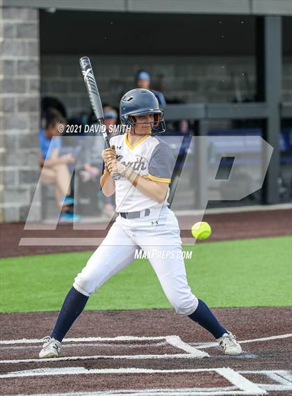 Thumbnail 3 in Liberty North vs Oak Park - MSHSAA Dist. Playoffs photogallery.