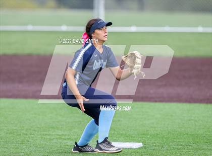 Thumbnail 3 in Liberty North vs Oak Park - MSHSAA Dist. Playoffs photogallery.