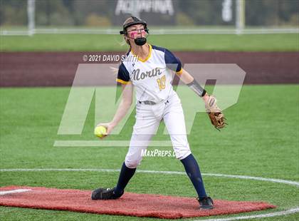 Thumbnail 2 in Liberty North vs Oak Park - MSHSAA Dist. Playoffs photogallery.