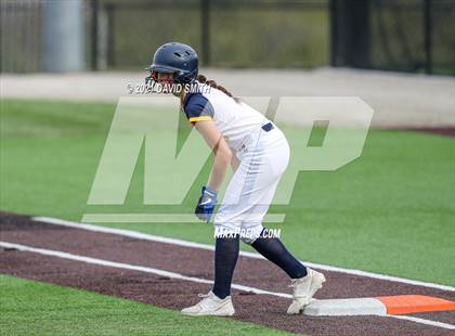 Thumbnail 2 in Liberty North vs Oak Park - MSHSAA Dist. Playoffs photogallery.
