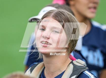 Thumbnail 2 in Liberty North vs Oak Park - MSHSAA Dist. Playoffs photogallery.