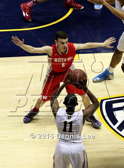 Thumbnail 3 in Bishop O'Dowd vs. Mater Dei (CIF State Open Division Final) photogallery.