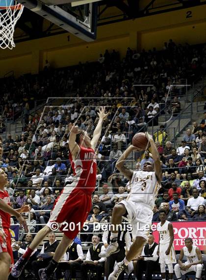 Thumbnail 3 in Bishop O'Dowd vs. Mater Dei (CIF State Open Division Final) photogallery.