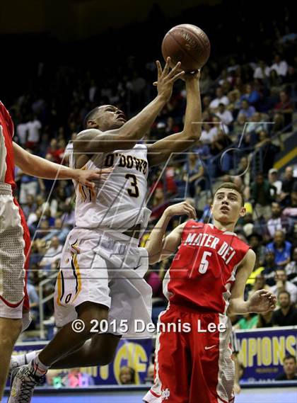 Thumbnail 3 in Bishop O'Dowd vs. Mater Dei (CIF State Open Division Final) photogallery.