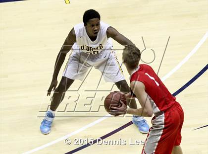 Thumbnail 1 in Bishop O'Dowd vs. Mater Dei (CIF State Open Division Final) photogallery.