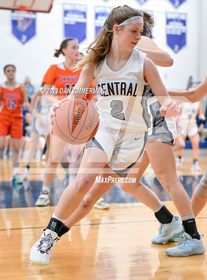 Thumbnail 3 in Danville vs. Central Columbia (PIAA District 4 Class AAAA Round 1) photogallery.