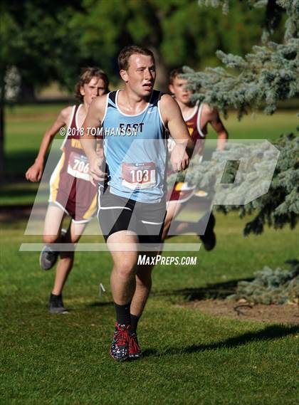 Thumbnail 1 in Loveland Sweetheart Invitational photogallery.