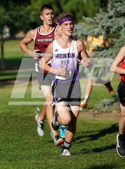 Thumbnail 2 in Loveland Sweetheart Invitational photogallery.