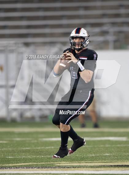 Thumbnail 2 in Mallard Creek vs. Zebulon B. Vance photogallery.