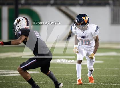 Thumbnail 3 in Mallard Creek vs. Zebulon B. Vance photogallery.