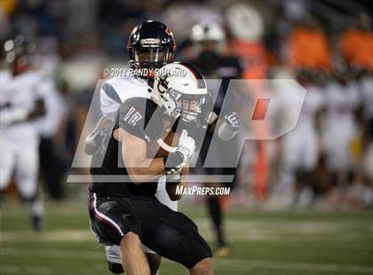 Thumbnail 3 in Mallard Creek vs. Zebulon B. Vance photogallery.