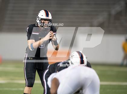 Thumbnail 3 in Mallard Creek vs. Zebulon B. Vance photogallery.
