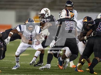 Thumbnail 3 in Mallard Creek vs. Zebulon B. Vance photogallery.