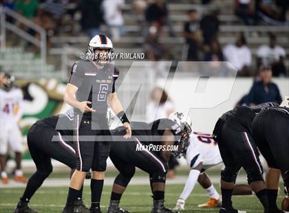 Thumbnail 2 in Mallard Creek vs. Zebulon B. Vance photogallery.