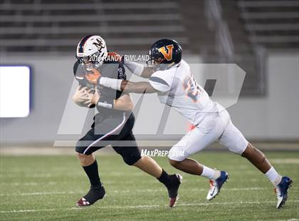 Thumbnail 2 in Mallard Creek vs. Zebulon B. Vance photogallery.