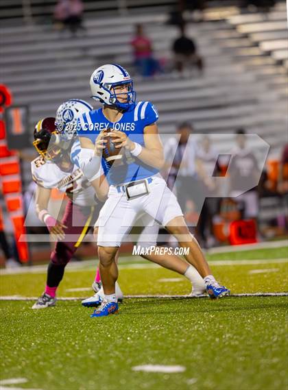 Thumbnail 3 in Middleton vs Jesuit photogallery.