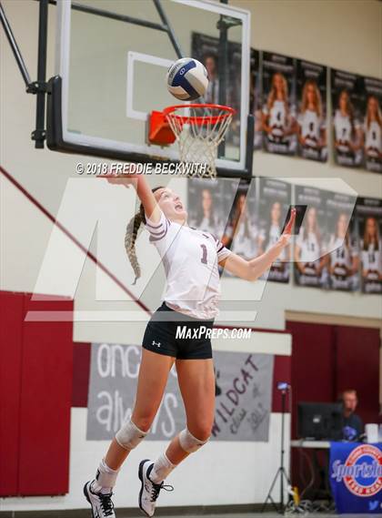 Thumbnail 3 in Gunter @ Callisburg photogallery.