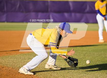 Thumbnail 1 in Alonso @ Lennard photogallery.
