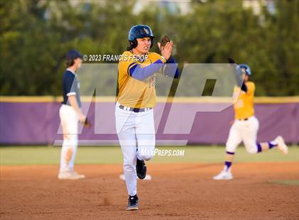 Thumbnail 2 in Alonso @ Lennard photogallery.