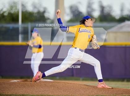 Thumbnail 3 in Alonso @ Lennard photogallery.