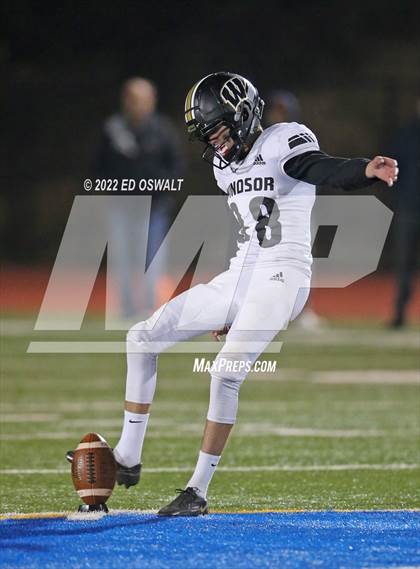Thumbnail 3 in Windsor vs. El Cerrito (CIF NCS D3 Final) photogallery.