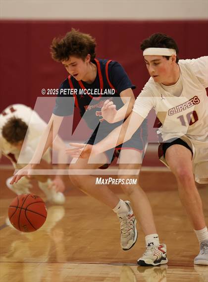 Thumbnail 3 in Pembroke vs Newburyport (MIAA Division 3 Round of 32) photogallery.