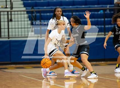 Thumbnail 2 in St. Francis vs Kell (Tournament of Champions Holiday Classic) photogallery.