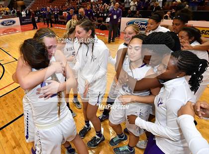 Thumbnail 1 in Valencia vs. Canyon (CIF SS DIV 1AA Final) photogallery.