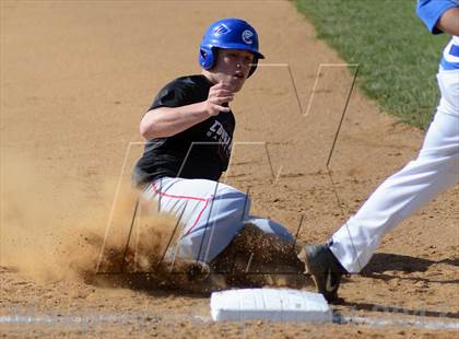 Thumbnail 1 in Conner @ Simon Kenton photogallery.