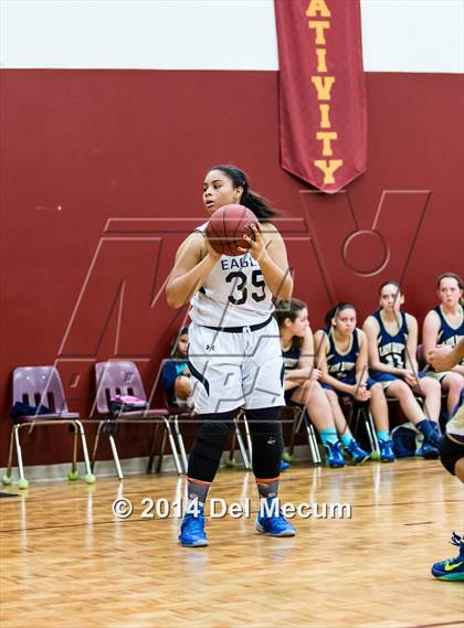 Thumbnail 1 in Oldsmar Christian vs. Alonso photogallery.