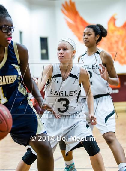 Thumbnail 3 in Oldsmar Christian vs. Alonso photogallery.