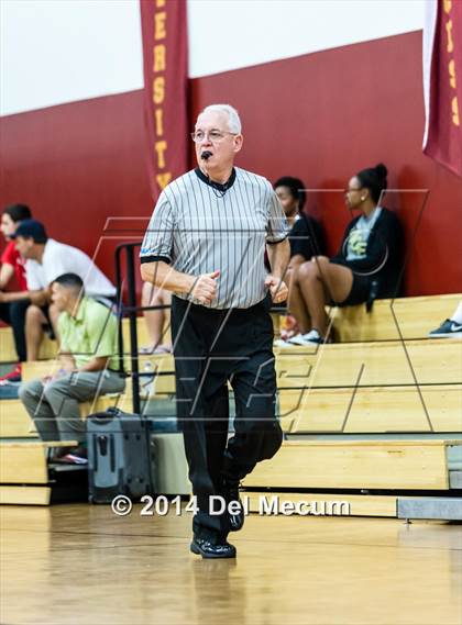 Thumbnail 1 in Oldsmar Christian vs. Alonso photogallery.