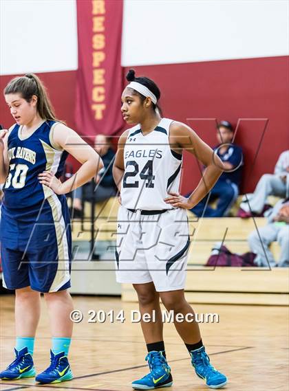 Thumbnail 2 in Oldsmar Christian vs. Alonso photogallery.