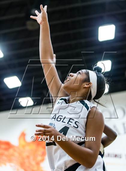 Thumbnail 3 in Oldsmar Christian vs. Alonso photogallery.