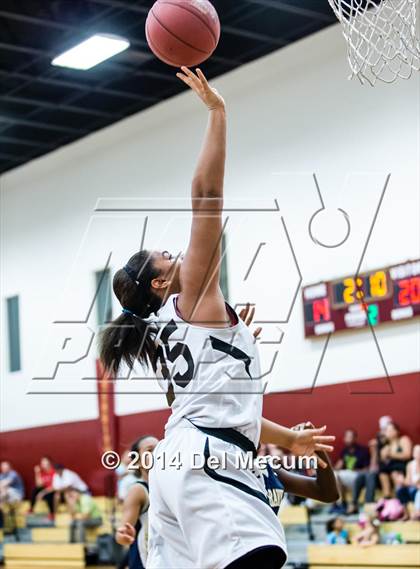 Thumbnail 2 in Oldsmar Christian vs. Alonso photogallery.
