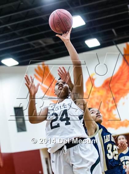 Thumbnail 3 in Oldsmar Christian vs. Alonso photogallery.
