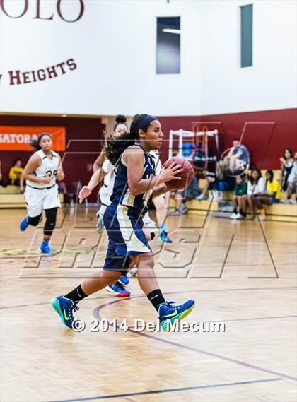 Thumbnail 3 in Oldsmar Christian vs. Alonso photogallery.