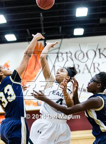 Thumbnail 1 in Oldsmar Christian vs. Alonso photogallery.