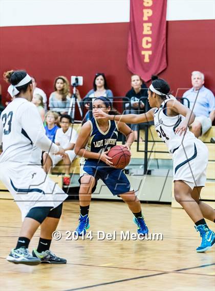 Thumbnail 2 in Oldsmar Christian vs. Alonso photogallery.