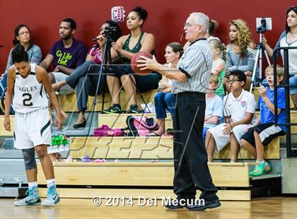 Thumbnail 1 in Oldsmar Christian vs. Alonso photogallery.