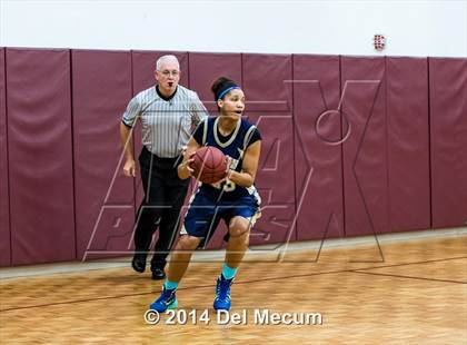Thumbnail 3 in Oldsmar Christian vs. Alonso photogallery.