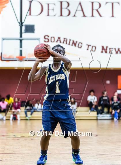 Thumbnail 2 in Oldsmar Christian vs. Alonso photogallery.