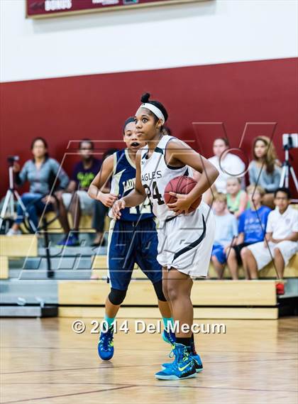 Thumbnail 2 in Oldsmar Christian vs. Alonso photogallery.