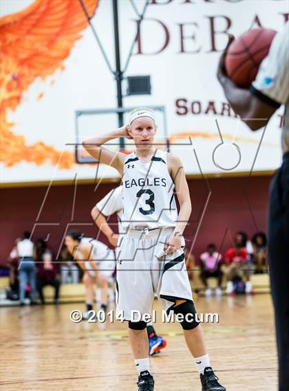 Thumbnail 3 in Oldsmar Christian vs. Alonso photogallery.